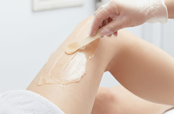 ワックス脱毛の施術イメージ