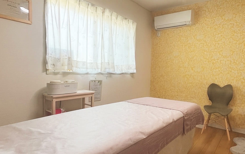 BeeBareStudioのサロン内観